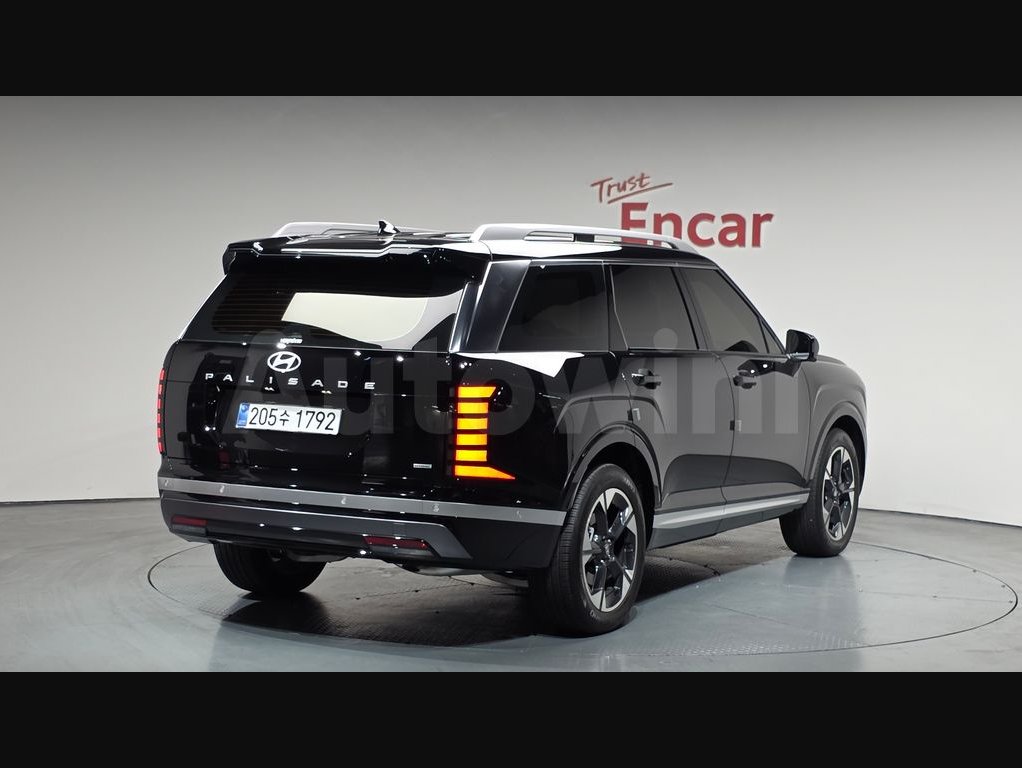 2025 Hyundai Palisade  FWD