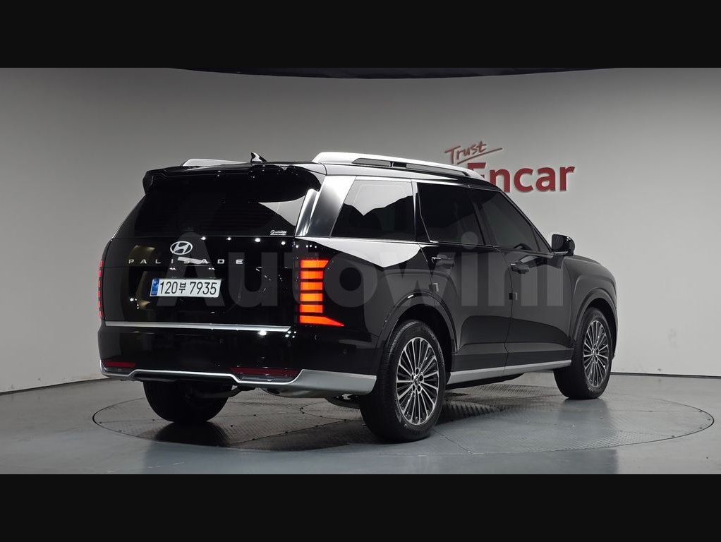 2025 Hyundai Palisade  FWD