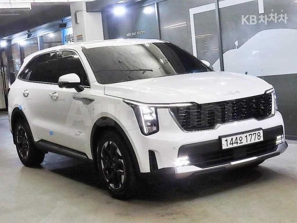 2023 Kia Sorento  FWD